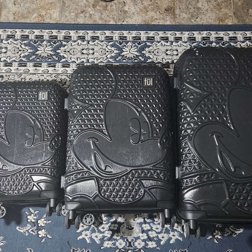 FUL x Mickey Mouse Hard Suitcase Set of 3